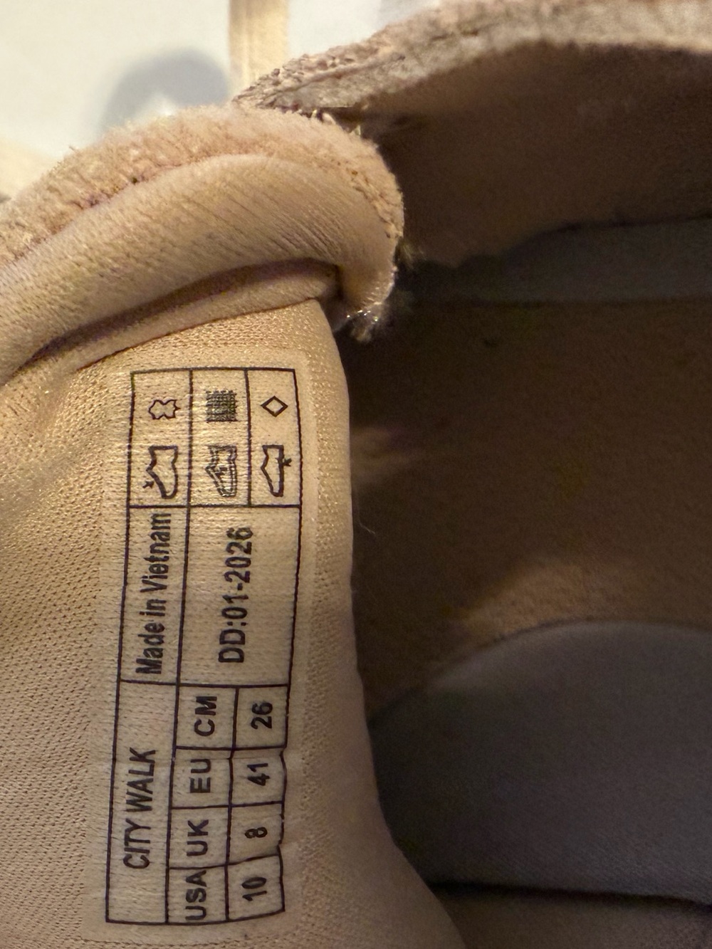 Vionic Women's City Walk Sneaker - Picture 7 of 7